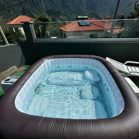 With Game And Entertainment São Vicente