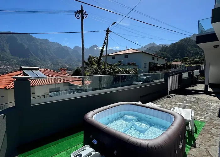 With Game And Entertainment * São Vicente