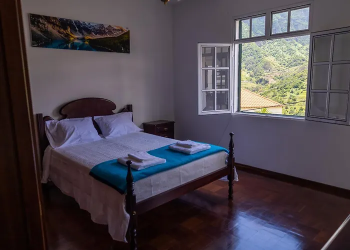 度假居 With Game And Entertainment